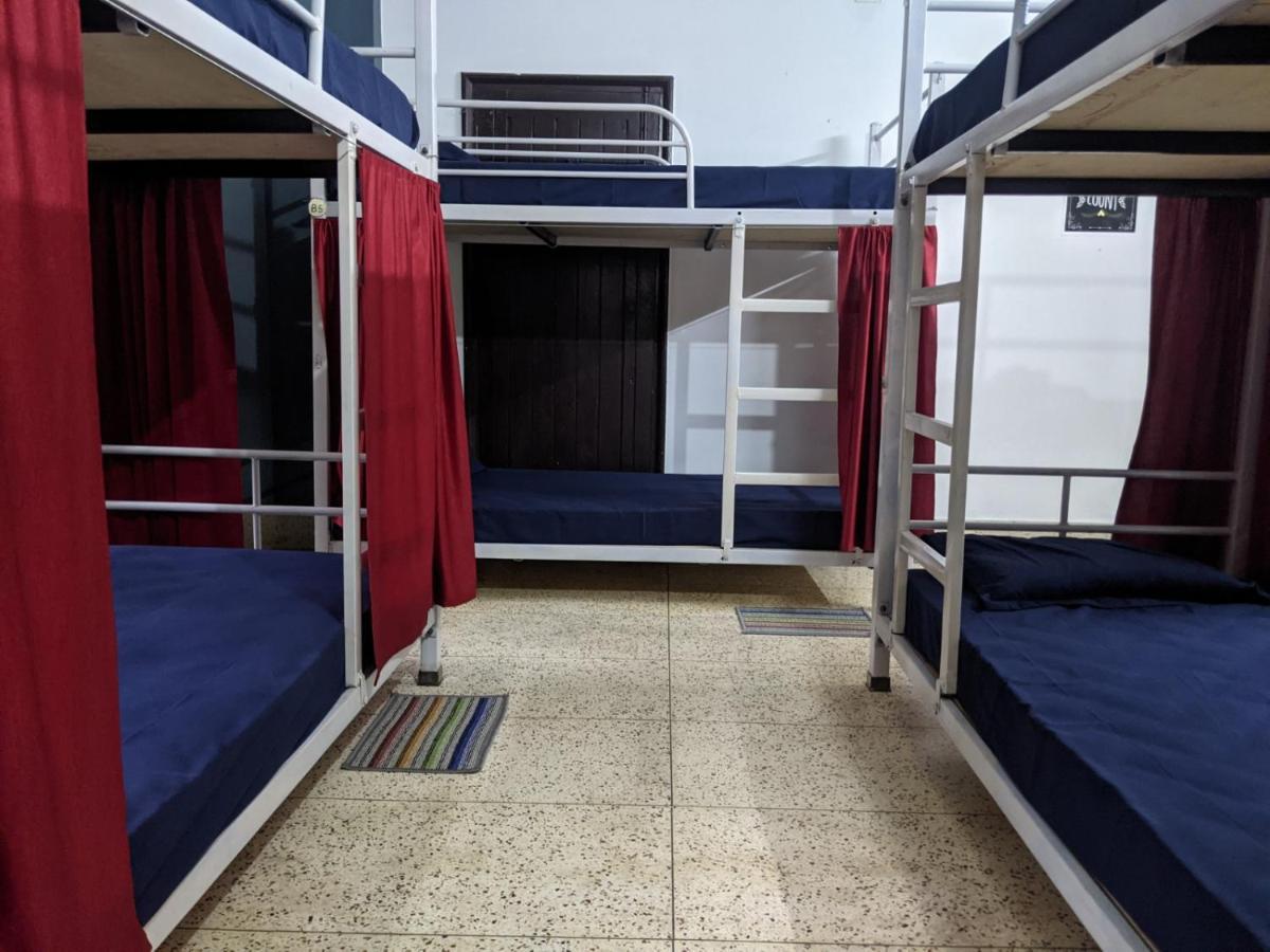 Mezenga Backpackers Hostel Guwahati Buitenkant foto